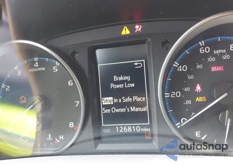 2018 Toyota Rav4 Xle из США, поврежденный, VIN JTMWFREV5JJ739619